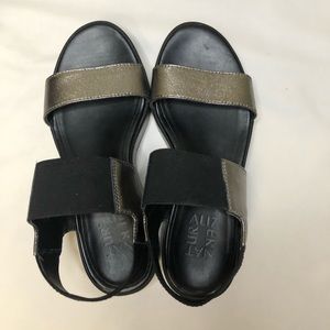 Naturalizer silver platform sandals